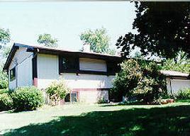 5790 S St.andrews Dr., New Berlin, WI 53146