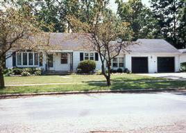 247 Randall Pl., Elkhorn, WI 53121