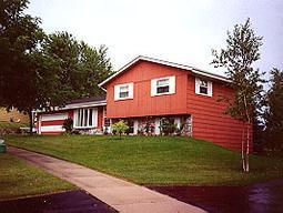1539 Roosevelt Dr., West Bend, WI 53090