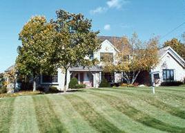 30018 W Crooked Creek Dr. #N18, Delafield, WI 53018