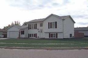 424 N Amparo, Elkhorn, WI 53121