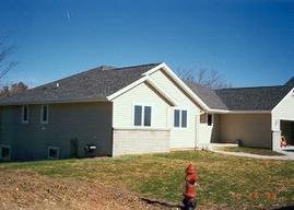714 Hidden Lake Ct., Slinger, WI 53086