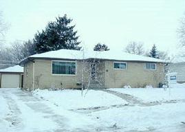 1000 Crab Tree Ln, Racine, WI 53406