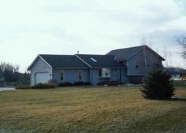 N69W26901 W Hickory Chasm Rd #N69, Lisbon, WI 53089