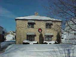 1132 Winidate St, Manitowoc, WI 54220