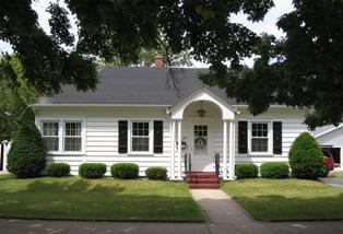 1619 Armstrong St., Marinette, WI 54143