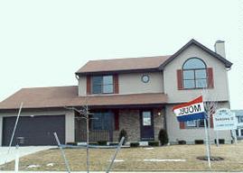 8200 S Glenfield Dr., Oak Creek, WI 53154