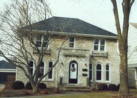 2537 N Swan Blvd., Wauwatosa, WI 53226