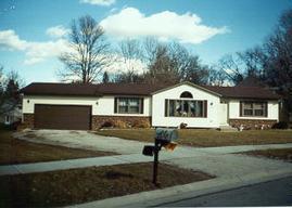 136 Kerri Ann Ct., Hartford, WI 53027