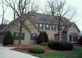 1280 Barrington Woods Dr., Brookfield, WI 53045