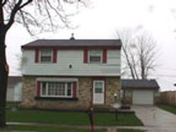 3417 Kennsington Sq., Sturtevant, WI 53177
