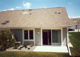 219 Hartford Sq., Hartford, WI 53027