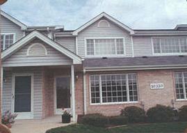 10320 W Whitnall Edge Cir ##D, Franklin, WI 53132