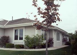 401 Hartford Sq. #4, Hartford, WI 53027