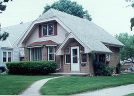 136 N 73rd St, Milwaukee, WI 53213