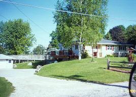 135 Hilldale, Hartford, WI 53027