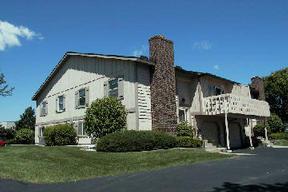 10209 W Whitnall Edge Dr #C, Franklin, WI 53132