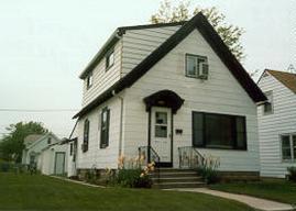 3135 S 6th St, Milwaukee, WI 53215