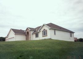 2595 S Cambrian Ridge #W294, Genesee, WI 53188