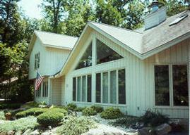 415 Deerpath -, Fontana, WI 53125