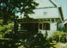 2215 N 37th St, Milwaukee, WI 53208