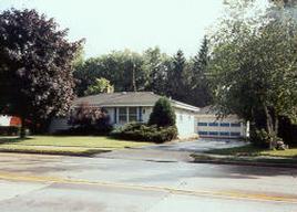 1125 W Wisconsin Ave., Oconomowoc, WI 53066