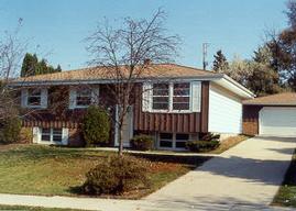 1303 Roosevelt Dr., West Bend, WI 53090