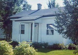 243 Main St., Newburg, WI 53060