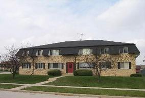 10340 Whitnall Edge Dr. #204, Franklin, WI 53132