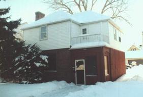 4855 W Fond Du Lac Ave., Milwaukee, WI 53216