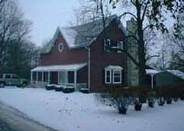 N9211 N South Shore, East Troy, WI 53120