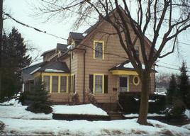 1205 Elm Lawn St., Wauwatosa, WI 53213