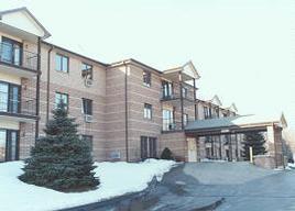 530 N Silverbrook Dr #111, West Bend, WI 53090