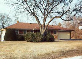 17308 W Observatory Rd, New Berlin, WI 53146