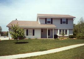 418 N Glen View, Slinger, WI 53086