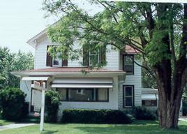 38 Maple, Oconomowoc, WI 53066