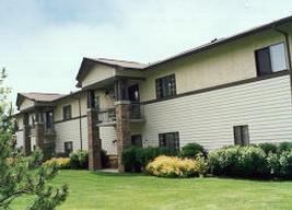 500 W Bender Rd #16, Glendale, WI 53217