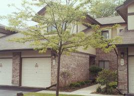 500 W Bender Rd #93, Glendale, WI 53217