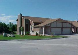 16270 W Sylvan Cir. #15, Germantown, WI 53022