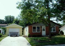 1427 Sunset Ridge, West Bend, WI 53090