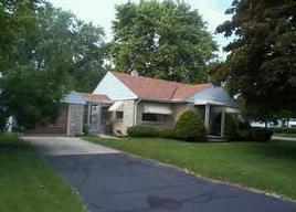 9504 W Palmetto Ave., Wauwatosa, WI 53222