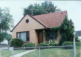 613 E Lincoln Ave, Milwaukee, WI 53207