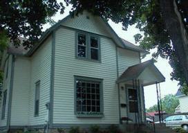 841 W Wisconsin Ave., Oconomowoc, WI 53066