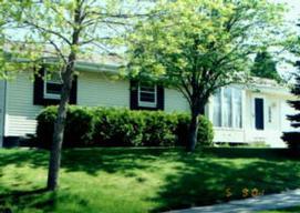 1524 Roosevelt Dr., West Bend, WI 53090