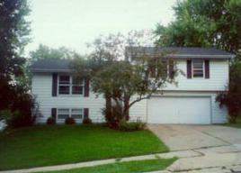 2105 Harris-highland Dr, Waukesha, WI 53188