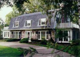 1080 Madera Cir., Elm Grove, WI 53122