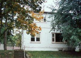 711 E Lincoln Ave, Milwaukee, WI 53207