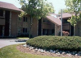 2101 W Good Hope Rd #102, Glendale, WI 53209