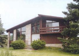 1028 Granville Rd., Cedarburg, WI 53012