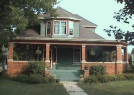 809 N 4th St., Watertown, WI 53098